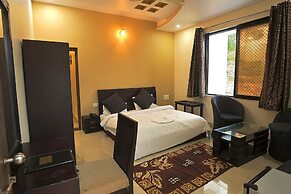 Meera Valley Resort