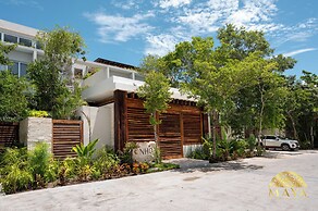 NHOA 101C 1BR Lux Pool access Aldea Zama