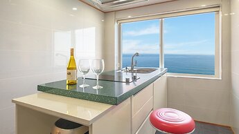 Samcheok Peacehousing Spa Pet Pension