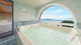 Samcheok Peacehousing Spa Pet Pension