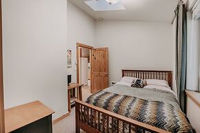 60gs - Pets OK - Soaker Tub - Deck