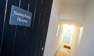 Sunnybrae House Seaside Family-friendly Getaway in Stonehaven With Hot
