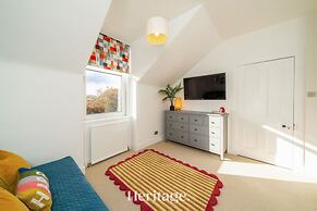 Sunnybrae House Seaside Family-friendly Getaway in Stonehaven With Hot