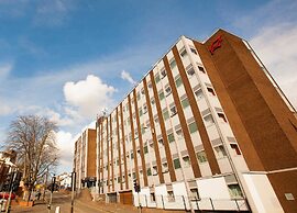 Student Only Clarendon Street