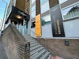 Student Only Clarendon Street