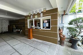 Captains Suites Albay