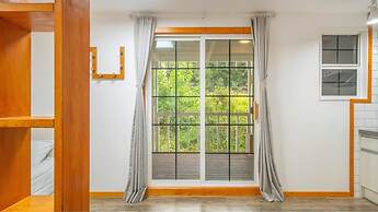 Goseong Haemaji Pension