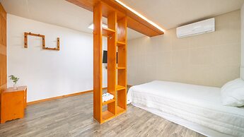 Goseong Haemaji Pension