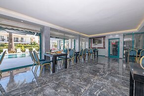 THELUNACİTY HOTEL