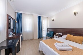 THELUNACİTY HOTEL