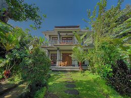 Surya Ubud View and Suites by EPS