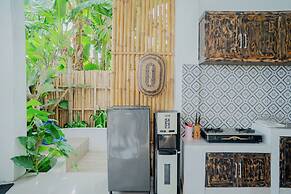 Villa D'bamboo Sewon