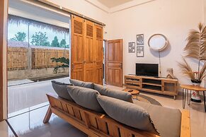 Villa D'bamboo Sewon