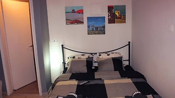 Amazing Studio Next To Center Only 9 Minutes Walk