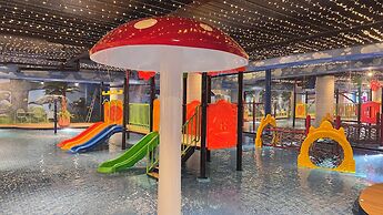 Yellow Bee Resort Cililitan