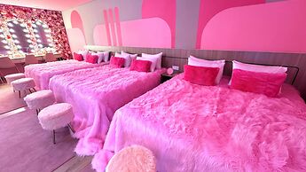 Yellow Bee Resort Cililitan