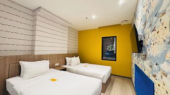 Yellow Bee Resort Cililitan