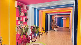 Yellow Bee Resort Cililitan