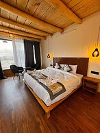 Yeti Resort Hunder