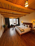 Yeti Resort Hunder