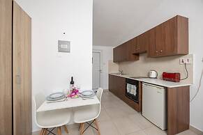 Emilia 11 in Latchi With 1 Bedrooms and 1 Bathrooms