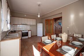 Villa Doreta in Koridallos