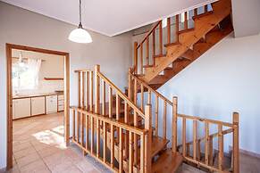 Villa Doreta in Koridallos