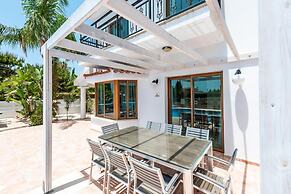 Villa Corallina in Peyia