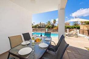 Villa Coral Bay 4 in Peyia