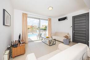 Villa Coral Bay 4 in Peyia