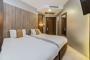 Royal Capital Hotel & Suites