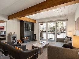 2 Bedroom Condo at Historic Lift 1A in Downtown Aspen