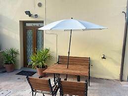 Apartment - Sleeps 4 - Pet Friendly
