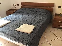 Apartment - Sleeps 4 - Pet Friendly