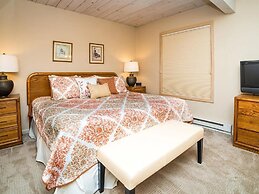 3 Bedroom Condo at Historic Lift 1A in Downtown Aspen