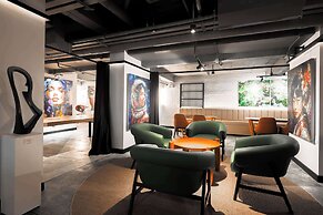 Radisson RED Phuket Patong Beach