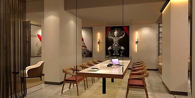 Radisson RED Phuket Patong Beach