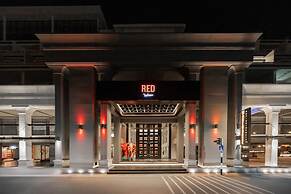 Radisson RED Phuket Patong Beach