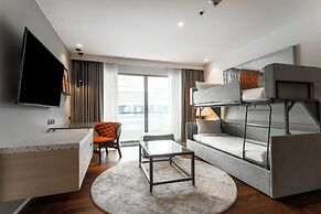 Radisson RED Phuket Patong Beach