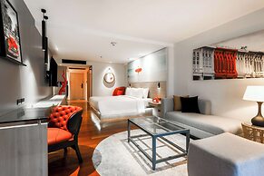 Radisson RED Phuket Patong Beach