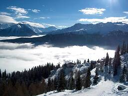 Les Rochers
