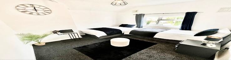 Home in the Heart of Watford