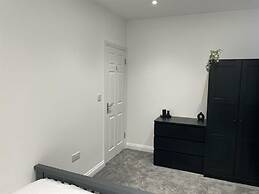 Cosy Carlisle Apartment - Ideal for Couples
