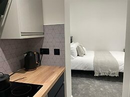 Cosy Carlisle Apartment - Ideal for Couples