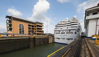 Exclusive Apartment in Calzada De Amador