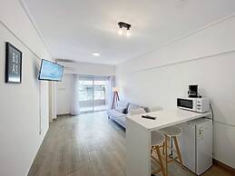 Modern Studio With Amenities in the Heart of the City Saenz Peña No10