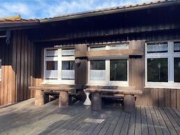 Cozy ans Spacious Apartment With Scenic Views