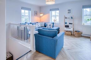 Kilmore House - 2 Bedroom Apartment - Tenby