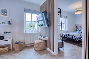 Kilmore House - 2 Bedroom Apartment - Tenby