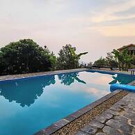 The Cozy Acorn Resort